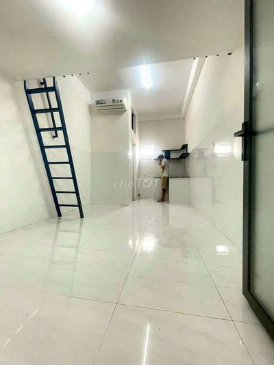 Phòng trọ cao cấp có máy lạnh Dương Quảng Hàm