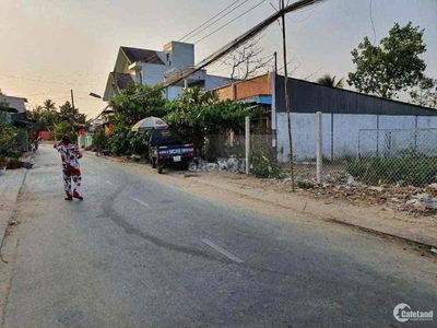 chủ đất kẹt tiền bán đất