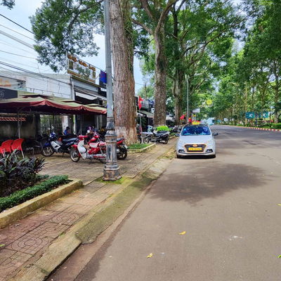BÁN GẤP NHÀ NGAY CỬA NGÕ SÂN BAY TP. BUÔN MA THUỘT