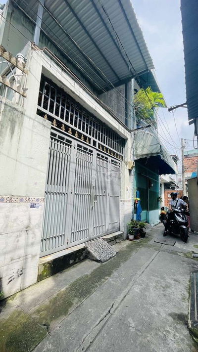 Nhà Ngang Gần 5m – 54m² – 2 Tầng – 4.8 Tỷ – Gần Chợ Tân Hương