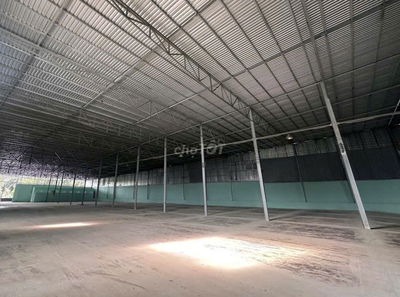 Cần cho thuê gấp kho ở Đường Nguyễn Bình với giá rẻ diện tích 400m2