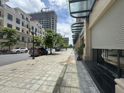 BÁN NHANH LIỀN KỀ 80M2, MẶT ĐƯỜNG 20M, SÁT 9 TOÀ CHUNG CƯ. GIÁ CHỈ 12,5 TỶ