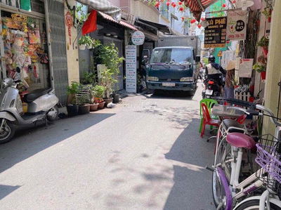 CHDV 13P 5tầng Nguyễn Thượng Hiền PN ~ 100m2 12.x tỷ thương lượng