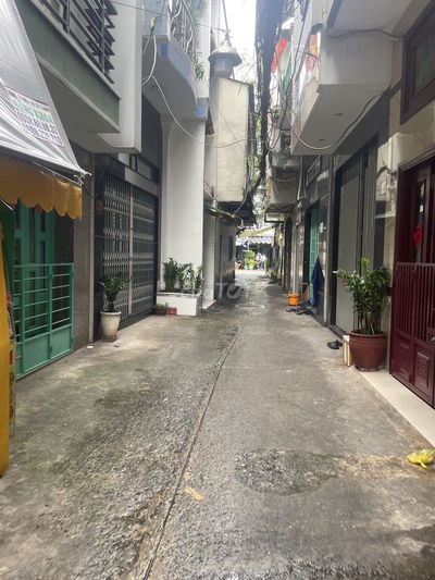 Bán nhà đẹp 2 tầng gần đường tôn thất thuyết. Hẻm thông