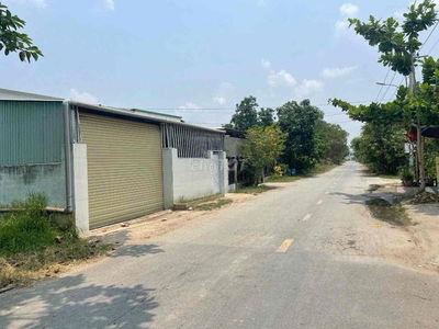xưởng cấp 4 xã trung an huyện củ chi dt: 2000m2