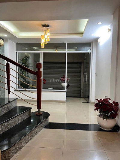 NHÀ MẶT TIỀN ĐƯỜNG HOA HỒNG, QUẬN PHÚ NHUẬN (4 x16m) - HẦM, 4 TẦNG