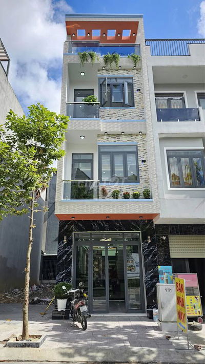 BÁN NHÀ MẶT TIỀN NGAY CHỢ BÌNH THÀNH P BHHB BÌNH TÂN