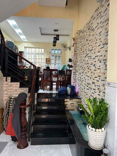 cần cho thuê nhà Bùi mình trực p5 q8