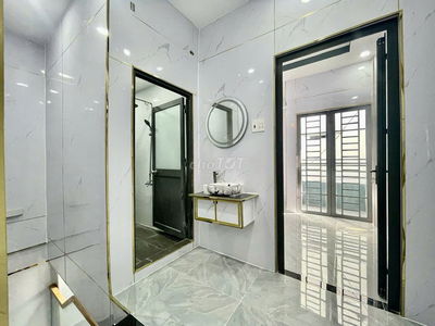 NHÀ ĐẸP MỚI HOÀN CÔNG ĐỦ_HẺM THÔNG THOÁNG_KHU VỰC Q8_GIÁ 5 TỶ NHỈNH
