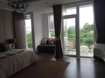 Cho thuê biệt thự 250m2 gần Gia Hoà, GlobalCity, Đỗ Xuân Hợp