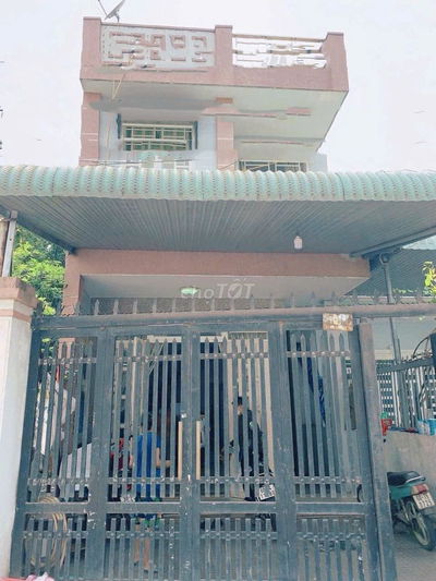 Cô Hồng Cần Bán nhà Trệt Lầu 150m2, 1ty350, SHR