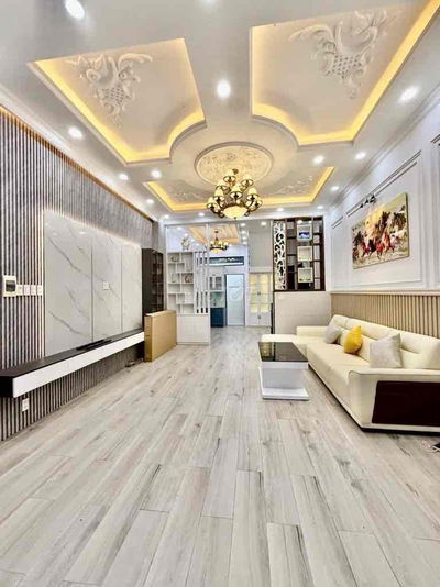 NHÀ BÈ, NHÀ MỚI, XÁCH VALY VÀO Ở NGAY, 5 PN, HẺM XE HƠI,