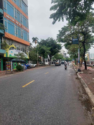 💥 💥💥SIÊU PHẨM MẶT PHỐ KIM GIANG – VỈA HÈ RỘNG – THANG MÁY – NHÀ MỚI