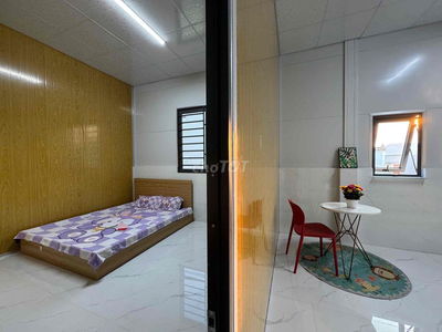 Căn Hộ 1 PN Ban Công Full Nội Thất Tách bếp_Gần ĐH Nguyễn Tất Thành...