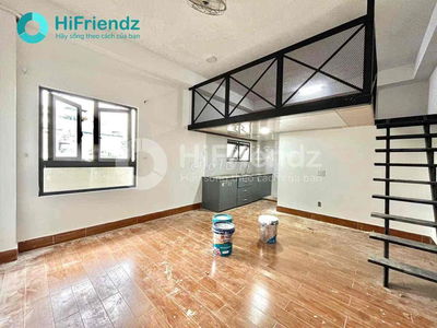 CĂN HỘ DUPLEX CỬA SỔ DIỆN TÍCH SIÊU RỘNG, GÁC CAO CÓ THANG MÁY