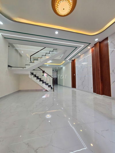 Nhà đẹp gần mặt tiền Xuân Thới 16 – HM sang trọng, ở ngay 88m2 (5x18m)