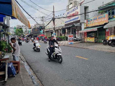 2 MẶT TIỀN TRƯỚC SAU - GẦN NGÃ 5 KINH DOANH SẦM UẤT - CHO THUÊ SẴN DÒN