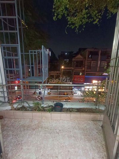 Cần người ở ghép mặt tiền 188 Đinh Bộ Lĩnh, 20m2, đủ nội thất,1.6tr/ng