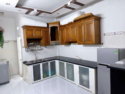 Nhà cho thuê p12 gò vấp