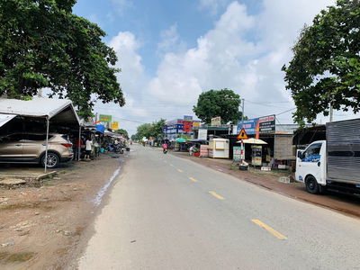 ĐẤT MẶT TIỀN GẦN CHỢ