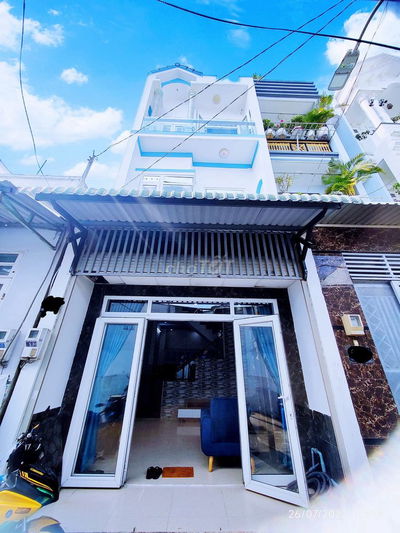 Nhà Trệt 3 Lầu có ST ngay cuối TK-TQ giao Mã Lò, SR hoàn công