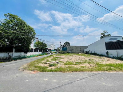CẦN BÁN LÔ ĐẤT GÓC 2 MẶT TIỀN ĐƯỜNG NHỰA 200M2 GIÁ 680 TRIỆU, SỔ RIÊNG