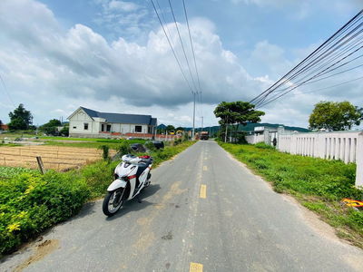 Bán nhà vườn gần Biển Phước Hải có sẵn chòi gỗ, ao cá, đèn, điện, nước