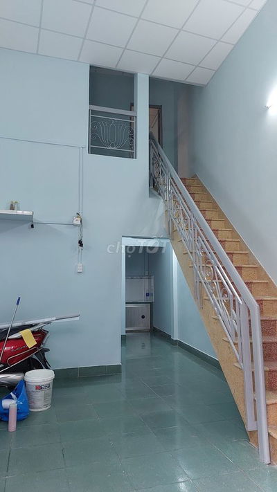 Cho thuê nhà Phạm Văn Đồng, P3, Gò Vấp, 1 lầu 3 p.ngủ, 80 m2, 8,5 tr