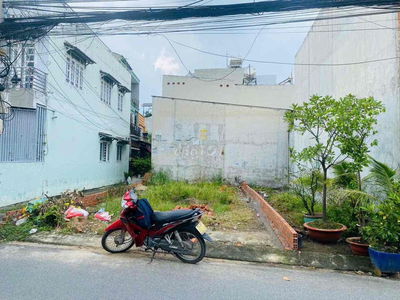 Bán lô đất góc 2 Mặt Tiền hẻm 175 đường số 2, Sổ hồng riêng, DT: 72m2