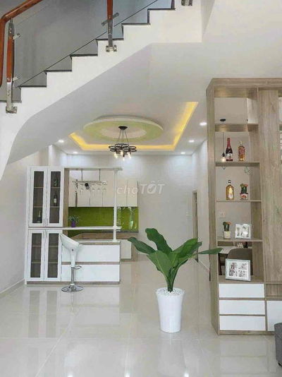 Bán nhà 1 trệt 1 lầu hẻm xe hơi đường 385 Lê Văn Việt, Sổ hồng riêng