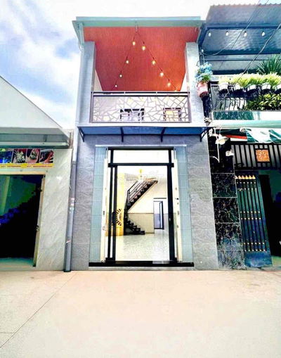 nha hem xe hơi 1627 huynh tấn phát tiẹn kinh doanh mua bán
