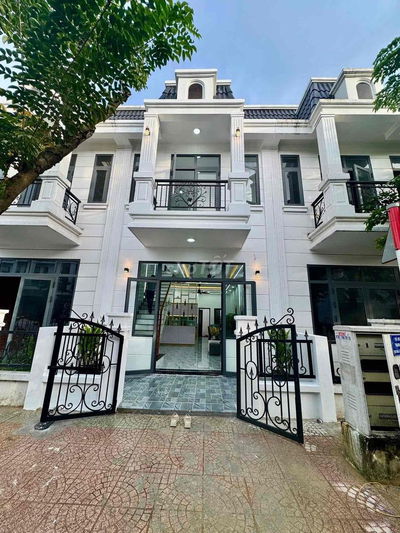Nhà hoàn công, giá rẻ, trong khu dân cư