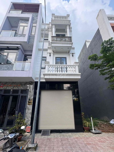 Nhà thuê nguyên căn kdc Lộc Phát, 22/12, Thuận Giao. có nội thất