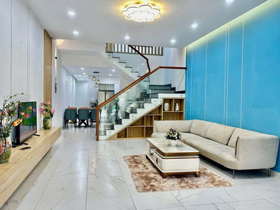 NHÀ NGUYÊN CĂN 3 TẦNG – KHU HÒA XUÂN