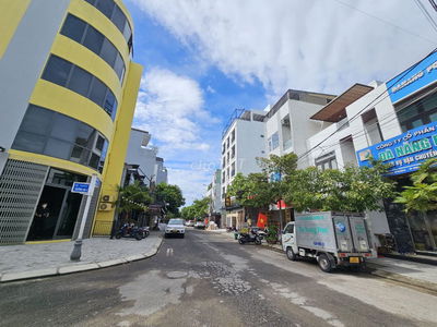 Bán đất đường Trường Thi 4, ngay cổng sân bay, trung tâm Tp Đà Nẵng.