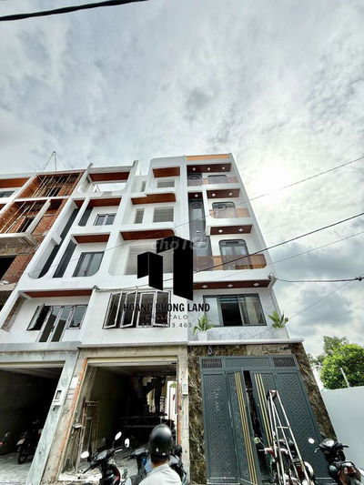 Nhà phố 4 tầng có thang máy hẻm nhựa 8m thông Lê Thị Riêng