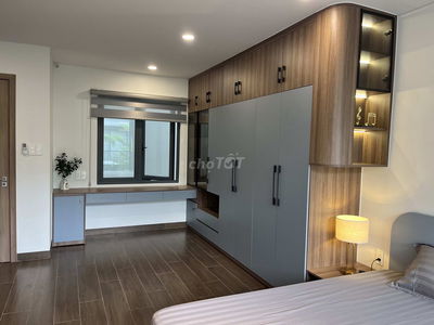 Nhà phố đơn lập 5x17 m, đầy đủ nội thất, tại KDC cao cấp The Standard