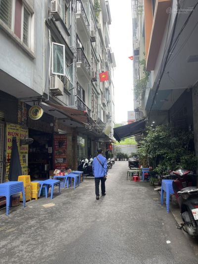 Chính chủ bán nhà 6B4 ngõ 201 Trần Quốc Hoàn, Cầu Giấy. Nhà xây mới 7 tầng vào ở ngay.