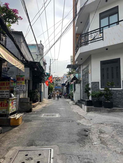 NHÀ 2 TẦNG, DTSD 66m2, 2 PN, SÁT CHỢ PHẠM VĂN BẠCH