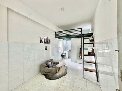 Duplex diện tích rộng, cửa sổ thoáng, Full nội thất, quận Bình Thạnh