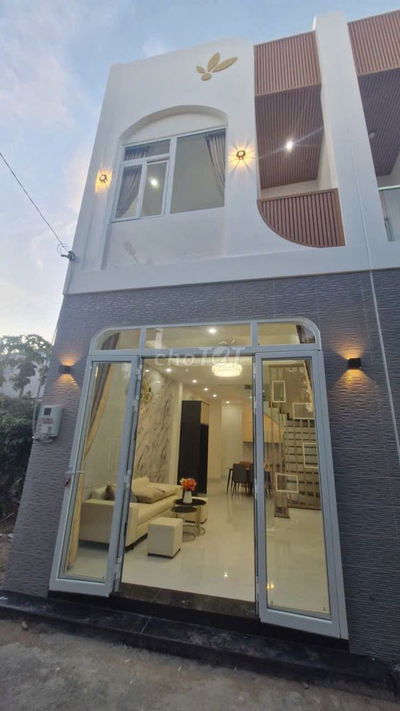 Nhà trục chính hẻm 2 Bùi Hữu Nghĩa,P.Bình Thủy,TP.CẦN THƠ.