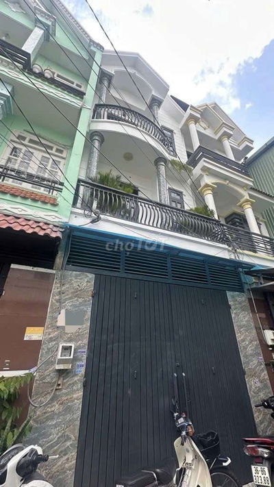 NHÀ ĐẸP  3 TẦNG ,  HẼM LÂM  THỊ HỐ TRUNG MỸ TÂY QUẬN 12,