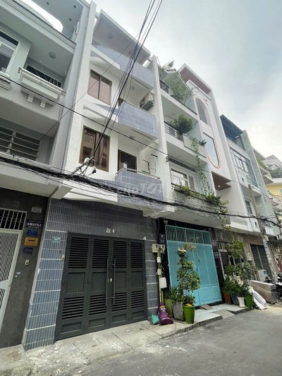 Cho thuê nhà 22/46 Lữ Gia Q11. Đối diện Bách Khoa, nhà 5 tầng mới đẹp