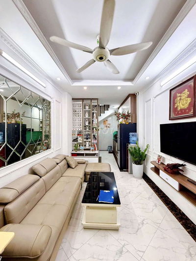 Giá tốt, hiếm phố Minh Khai, khung cột chắc chắn, xe ba gác, 48m2*5T