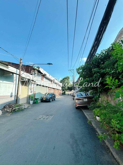 Bán nhà Cạnh KDC HimLam - 65m2 - Ngang 5m - Nở Hậu - Sổ hồng riêng