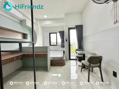 Căn hộ ban công full nội thất gần ĐH FPT - UFM - Khu CNC - Vinhome Q9