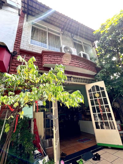 HẺM Ô TÔ TÂN PHÚ - 2 TẦNG - 5 X 10.5 - SÁT MẶT TIỀN NHỈNH 5 TỶ. 🌹🌹