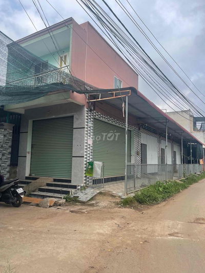 Bán gấp dãy trọ lô góc 2mt ấp1 sông trầu cũ(ấp 9 xã Trảng Bom mới)2ty6