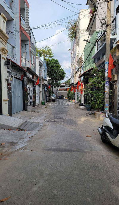 💥 Nhà 2 tầng 58m² , Bình Tân - Ngang 9m, hẻm 6m giá chỉ 4,2 tỏi💥