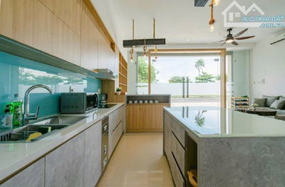 BÁN  BIỆT THỰ MINI SIÊU PHẨM 3 MẶT THOÁNG ĐẶNG XUÂN THIỀU.160m2 3 tầng. GIÁ:9.5 tỷ TL